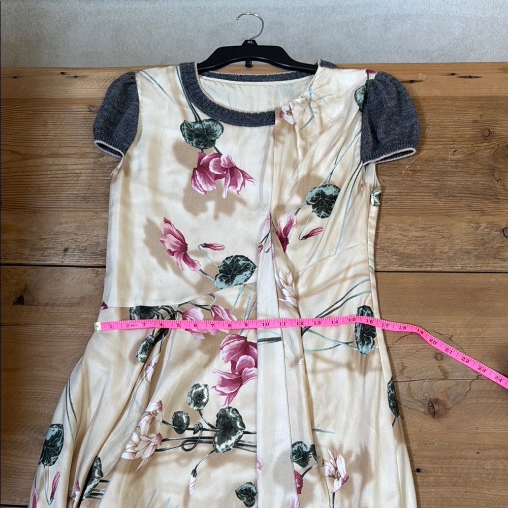 Vintage Floral Cream and Pink Women's Silk Dress - Picture 7 of 11